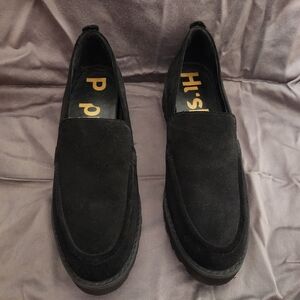 Black Hush Puppies Size 11 Loafer